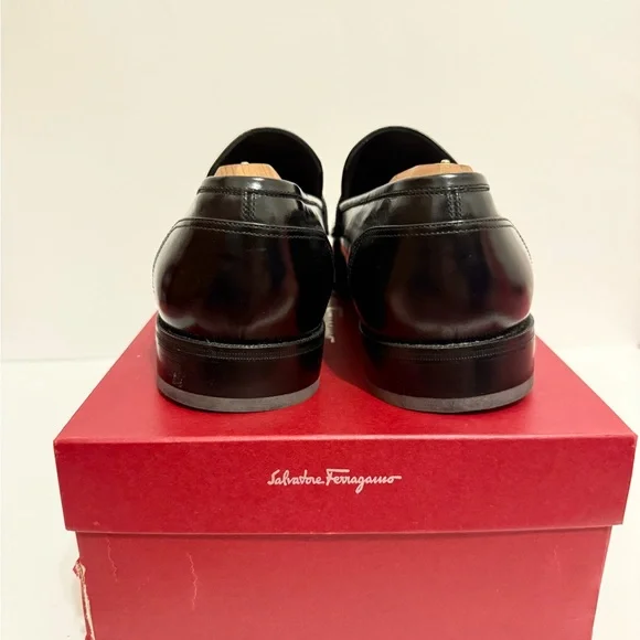 Ferregamo - Lionel (give me an offer) NEW w/Box Salvatore Ferragamo Lionel Loafers 10.5 EE Nero  main image 3